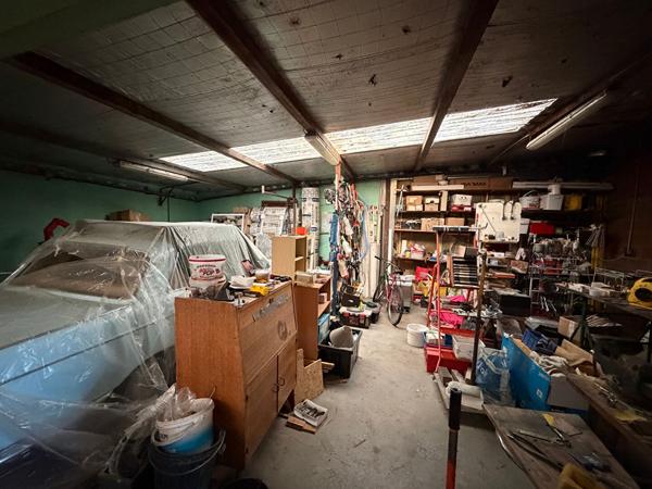 Entrepôt / Local industriel 422 m2