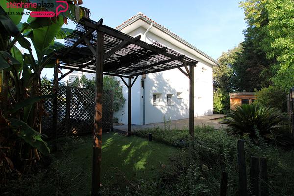 Maison 8 pièces 202 m2