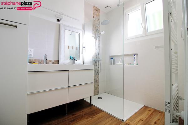 Maison 8 pièces 202 m2