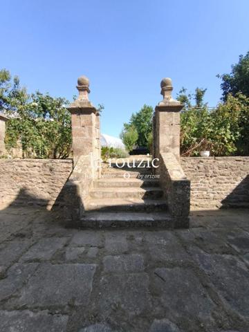 LOCMINÉ – MAISON DE MAÎTRE