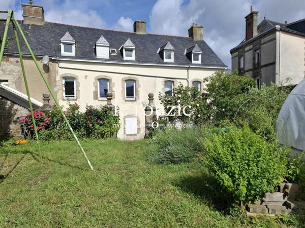 LOCMINÉ – MAISON DE MAÎTRE
