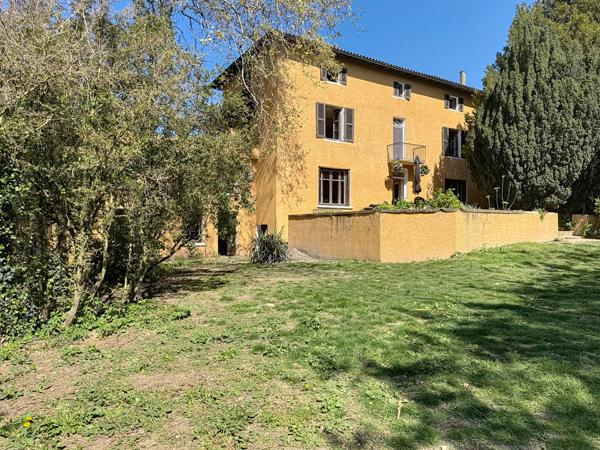 Reyrieux (01600) RARETÉ À REYRIEUX – DOMAINE D’EXCEPTION À RÉNOVER AU CŒUR DU VILLAGE