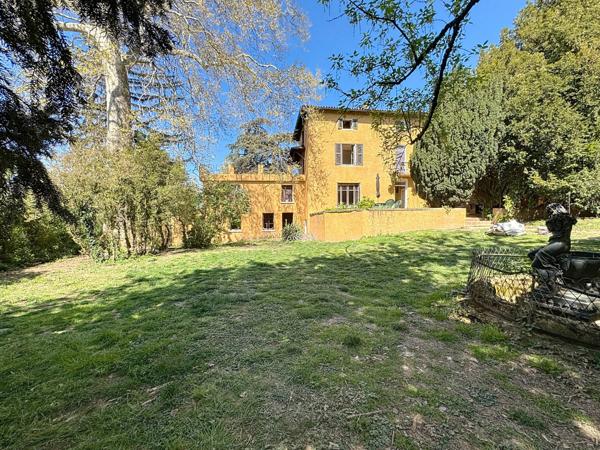 Reyrieux (01600) RARETÉ À REYRIEUX – DOMAINE D’EXCEPTION À RÉNOVER AU CŒUR DU VILLAGE