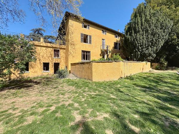 Reyrieux (01600) RARETÉ À REYRIEUX – DOMAINE D’EXCEPTION À RÉNOVER AU CŒUR DU VILLAGE