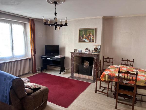 Maison à vendre à Yvré-l'Évêque dans la Sarthe (72530), ref : LMY/SAU