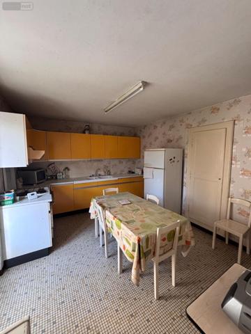 Maison à vendre à Yvré-l'Évêque dans la Sarthe (72530), ref : LMY/SAU