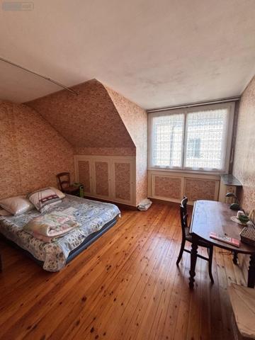 Maison à vendre à Yvré-l'Évêque dans la Sarthe (72530), ref : LMY/SAU