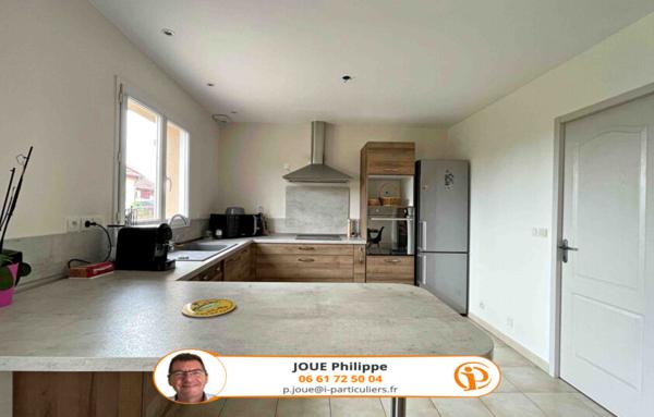 Villeneuve sur Yonne, jolie maison 5 pièces sur terrain 1300 m2