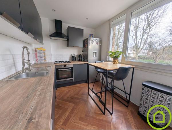Appartement à VILLENEUVE D'ASCQ (59650)