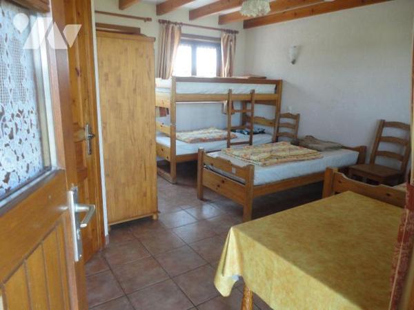 A VENDRE sur BAILLEUL dans le NORD (59) - sur et avec un terrain de plus de 2.5 hectares- Très ...