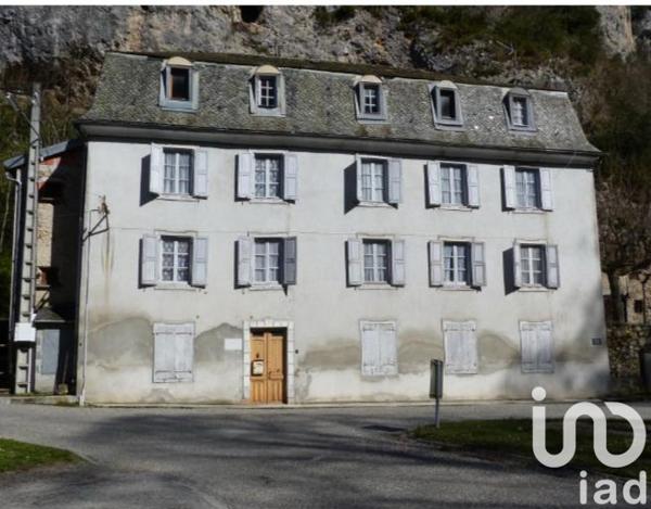 Maison à vendre 25 pièces 340 m² Ussat