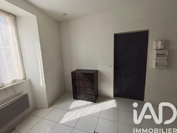 Location studio 19 m² Corbeil-Essonnes