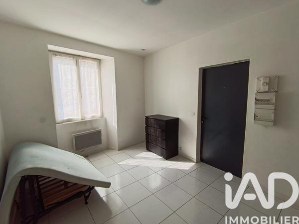Location studio 19 m² Corbeil-Essonnes