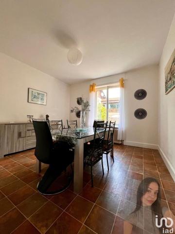 Maison 8 pièces de 140 m² à Saint-Dié-des-Vosges (88100)