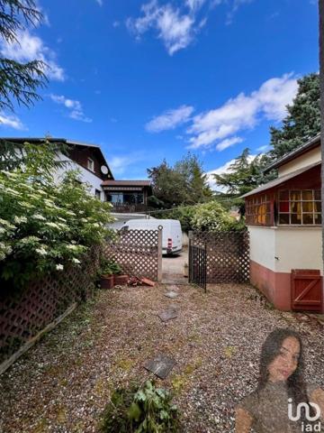 Maison 8 pièces de 140 m² à Saint-Dié-des-Vosges (88100)