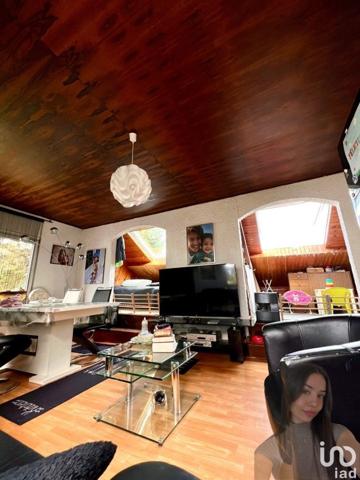 Maison 8 pièces de 140 m² à Saint-Dié-des-Vosges (88100)