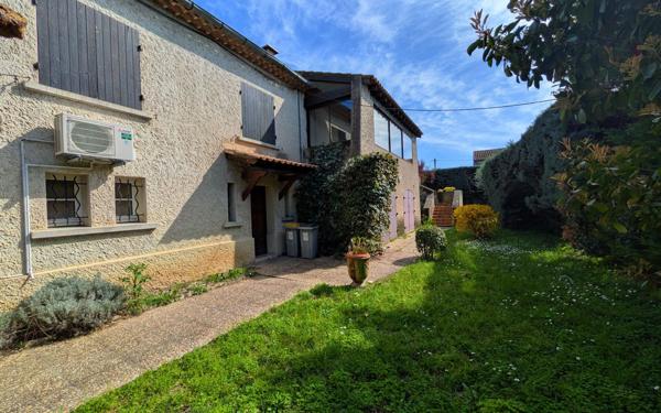 Maison à vendre    7 pièces •  Carpentras