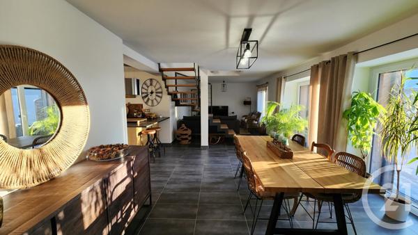 Appartement T3 à vendre  3 pièces - 93 m2 ARCON - 25