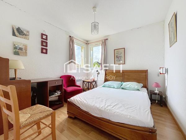 VILLA D’ARCHITECTE de 209 m2 et son Magnifique PARC !!