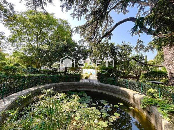 VILLA D’ARCHITECTE de 209 m2 et son Magnifique PARC !!