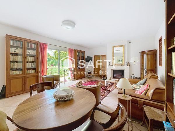 VILLA D’ARCHITECTE de 209 m2 et son Magnifique PARC !!