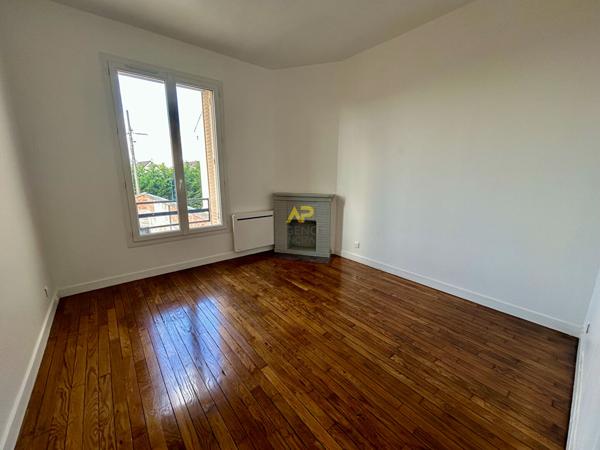 F3 CORMEILLES EN PARISIS Loyer 1 200 €/mois charges comprises **  - Référence  2075
