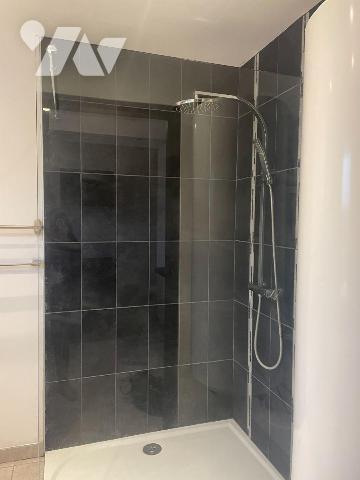 EN EXCLUSIVITE A VENDRE à BAILLEUL dans le NORD (59) : MAISON RENOVEE EN LOTISSEMENT AVEC GARAG...