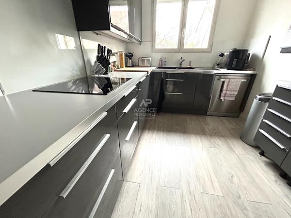 Maison Carrieres Sous Poissy 6 pièce(s) 132.16 m2 485 000 € **  - Référence  9013