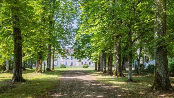 Château Avallon - YONNE - MORVAN