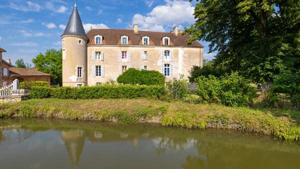 Château Avallon - YONNE - MORVAN