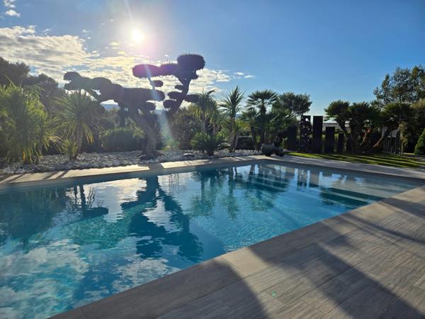 Gordes (84220) PROPRIETE D'EXCEPTION - ELEGANCE ET RAFFINEMENT - GORDES