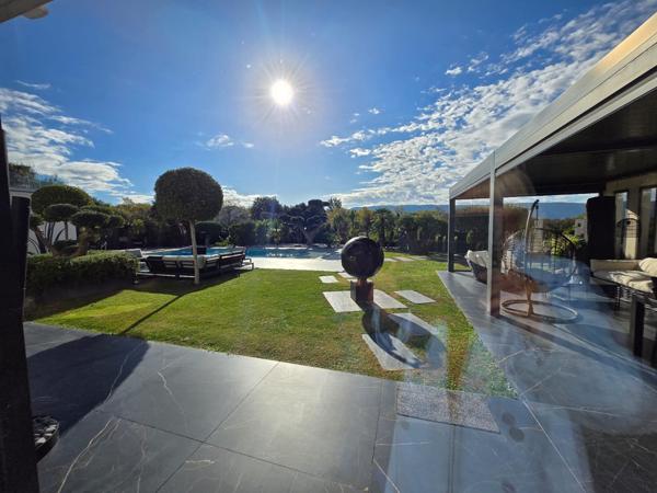 Gordes (84220) PROPRIETE D'EXCEPTION - ELEGANCE ET RAFFINEMENT - GORDES