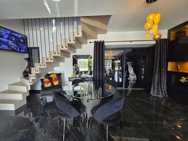 Gordes (84220) PROPRIETE D'EXCEPTION - ELEGANCE ET RAFFINEMENT - GORDES