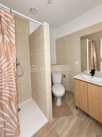 🏡 À VENDRE – CAUFFRY 🏡

Découvrez ce pavillon récent de 2022, idéal pour une famille à la recherche d’un logement moderne et fonctionnel.

✨ Au rez-de-chaussée : 
• Une entrée sur cuisine a aménagée 
• Un agréable séjour double
• Une salle d’eau avec WC
• Acces terasse 

🛏️ À l’étage :
• Un palier desservant 3 chambres
• Une salle d’eau avec WC

⚡ Chauffage électrique
🚗 Accès véhicules
🌿 Terrain de 174 m²

Un bien récent et fonctionnel, à découvrir sans tarder !

📞 Pour plus d’informations ou organiser une visite, contactez-moi.