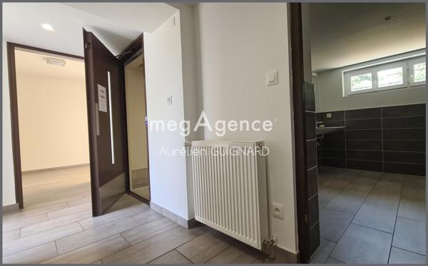 Maison à BRESSUIRE, 79300 - 9 pièces 107m²