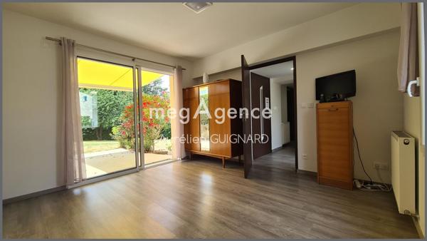 Maison à BRESSUIRE, 79300 - 9 pièces 107m²