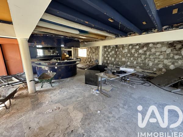 Maison à vendre 5 pièces 360 m² Angoulême