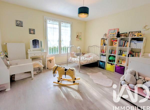 Maison à vendre 6 pièces 97 m² Brie-Comte-Robert