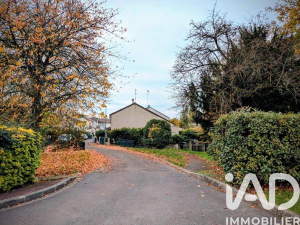 Maison à vendre 6 pièces 97 m² Brie-Comte-Robert