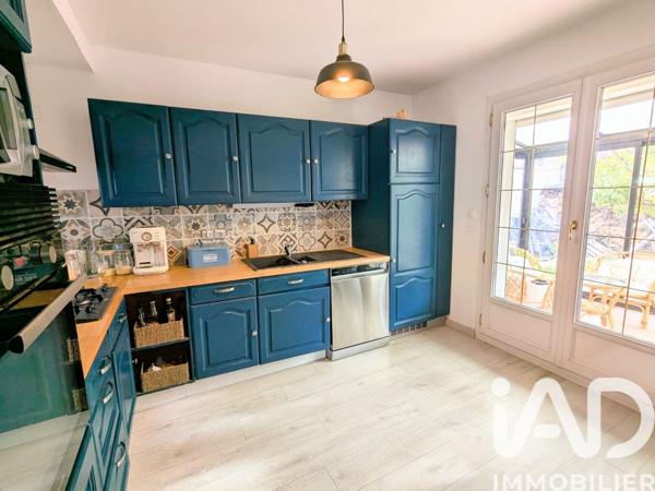 Maison à vendre 6 pièces 97 m² Brie-Comte-Robert