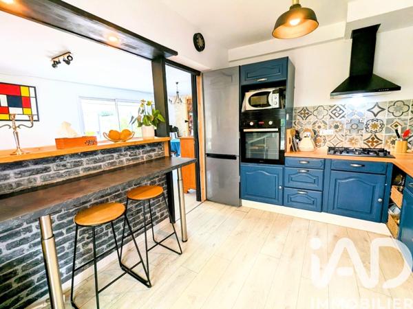 Maison à vendre 6 pièces 97 m² Brie-Comte-Robert