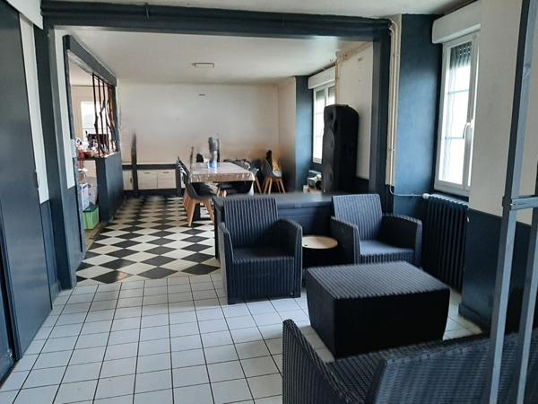 Charmante Maison de Ville a Nueil les Aubiers - A Vendre !