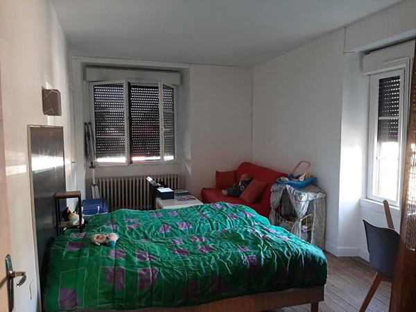 Charmante Maison de Ville a Nueil les Aubiers - A Vendre !