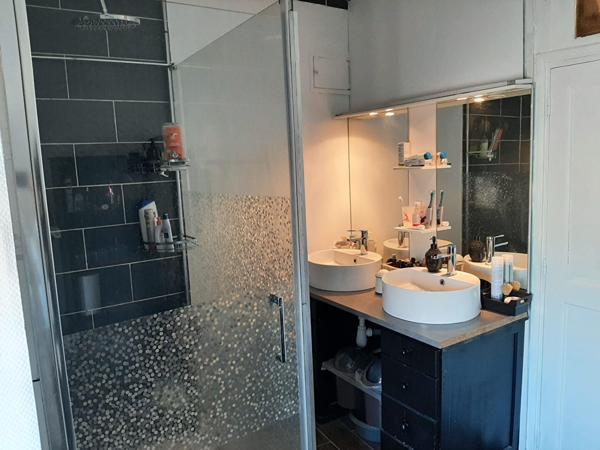 Charmante Maison de Ville a Nueil les Aubiers - A Vendre !