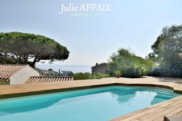 Roquebrune-sur-Argens (83380) Villa vue mer avec piscine