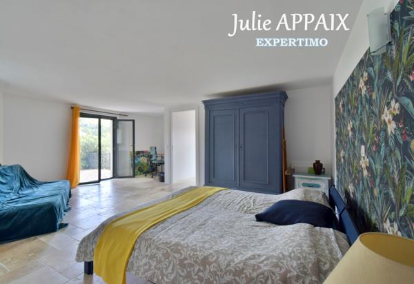 Roquebrune-sur-Argens (83380) Villa vue mer avec piscine