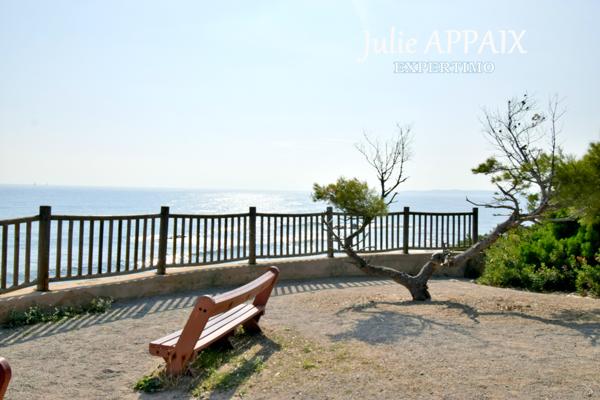 Roquebrune-sur-Argens (83380) Villa vue mer avec piscine