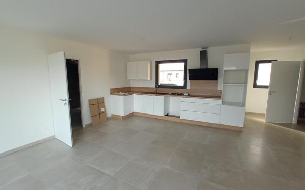 Maison à louer    2 pièces •  Bourg-de-Péage