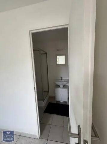 Appartement à louer 2 pièces 30m² Buxerolles (86180)