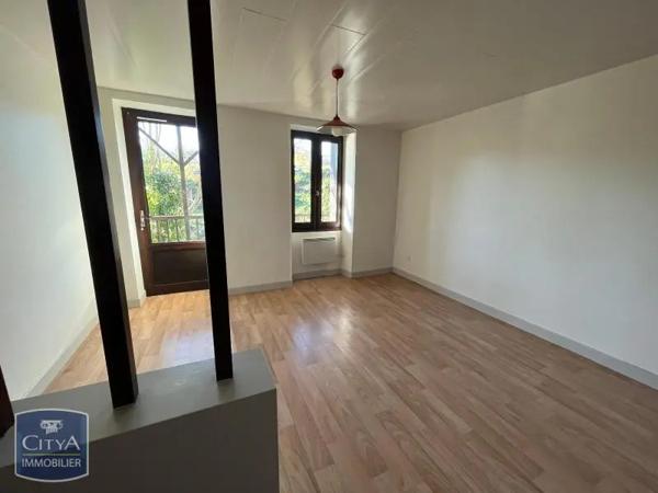 Appartement à louer 2 pièces 34.42m² Tulle (19000)